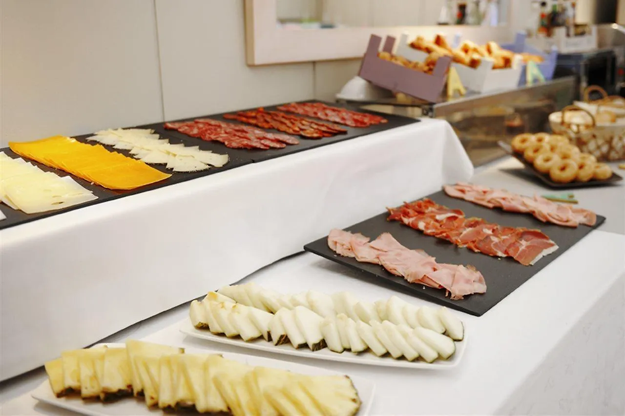 Tres Torres Atiram Hotel Barcelona
