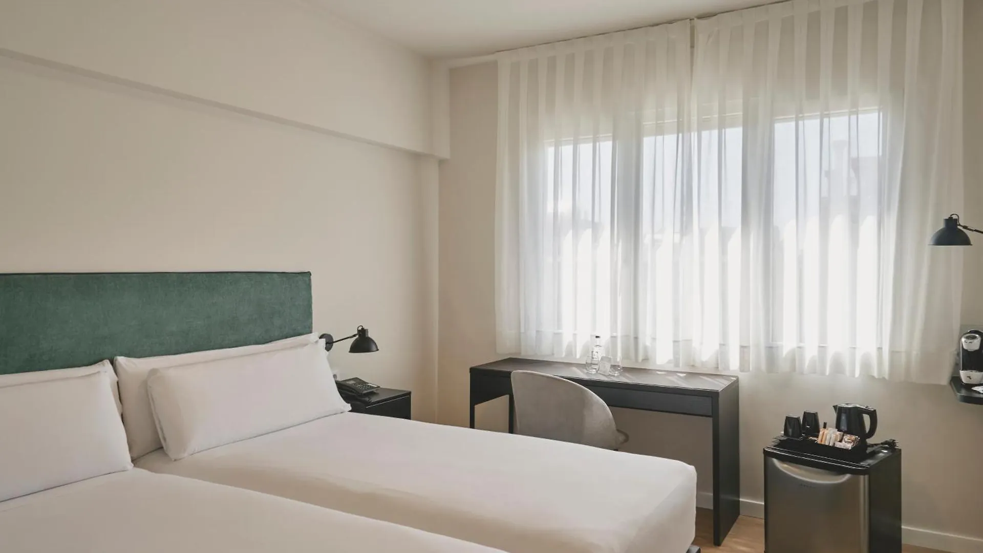 Tres Torres Atiram Hotel Barcelona