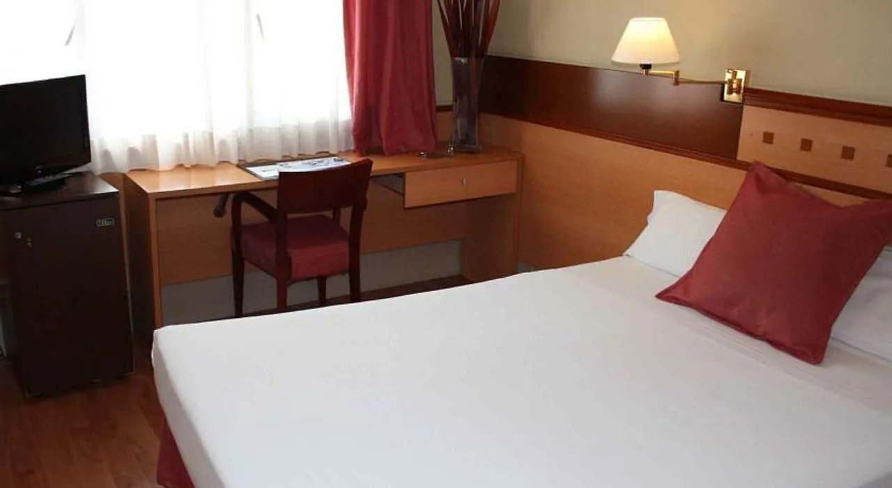 Tres Torres Atiram Hotel Barcelona
